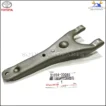 31204-20080 Genuine Toyota FORK ASSY, CLUTCH RELEASE 3120420080 OEM CARINA