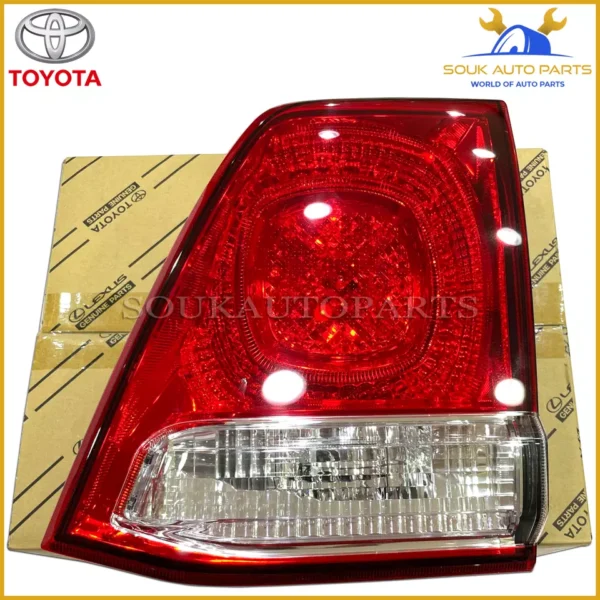 81581-60180 Genuine Toyota LENS AND BODY, REAR LAMP, RH 8158160180 LAND CRUISER