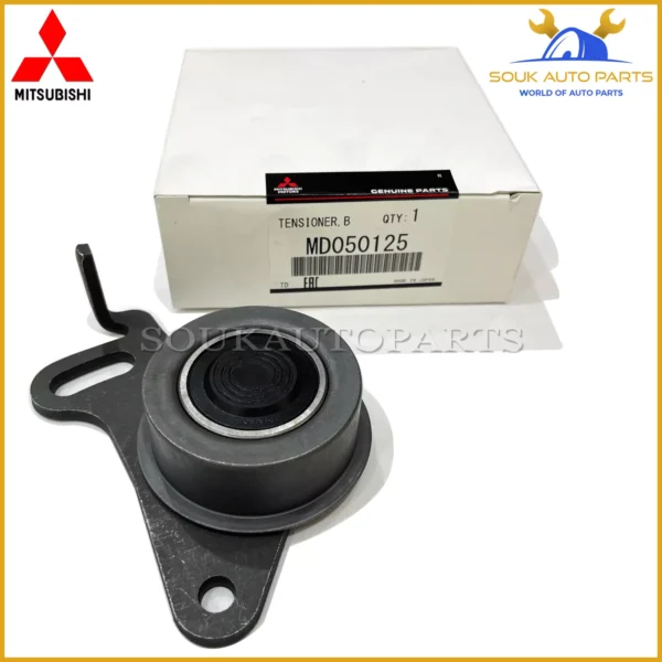MD050125 Genuine Mitsubishi TENSIONER, BALANCER BELT 4D55 4D56 CHALLENGER