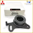 MD050125 Genuine Mitsubishi TENSIONER, BALANCER BELT 4D55 4D56 CHALLENGER