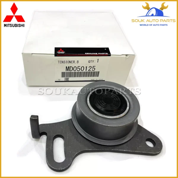 MD050125 Genuine Mitsubishi TENSIONER, BALANCER BELT 4D55 4D56 CHALLENGER