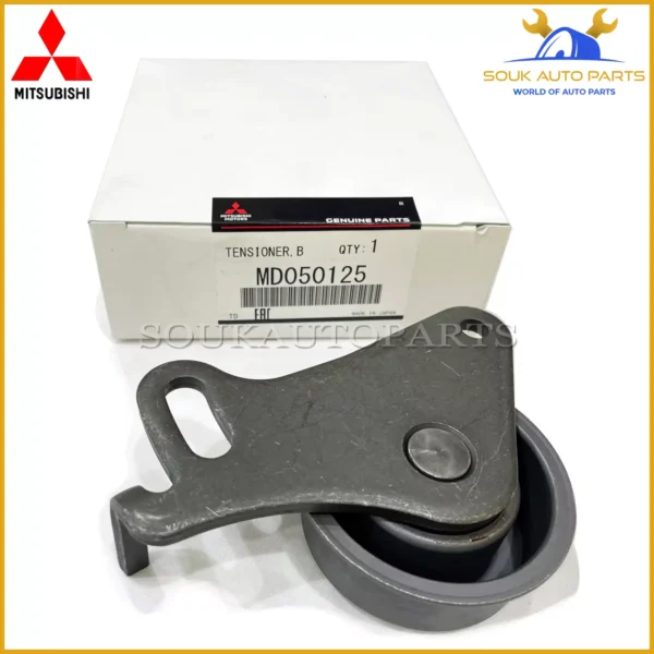 MD050125 Genuine Mitsubishi TENSIONER, BALANCER BELT 4D55 4D56 CHALLENGER